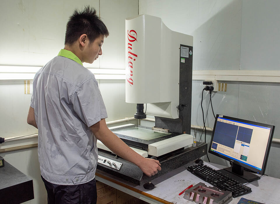 世邦玩具- 8道嚴(yán)格品控環(huán)節(jié) 世邦玩具- 8道嚴(yán)格品控環(huán)節(jié)